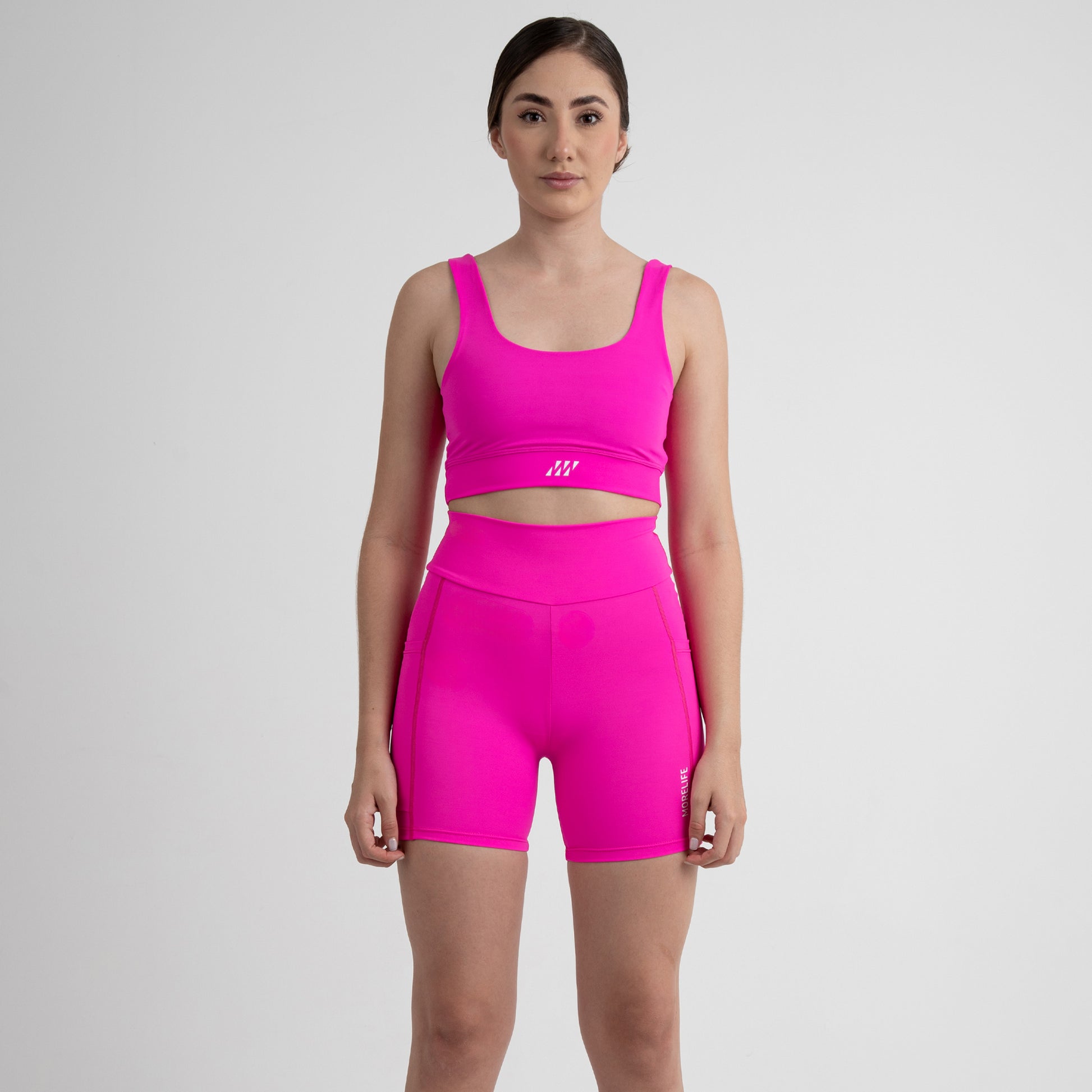 top deportivo color fucsia
