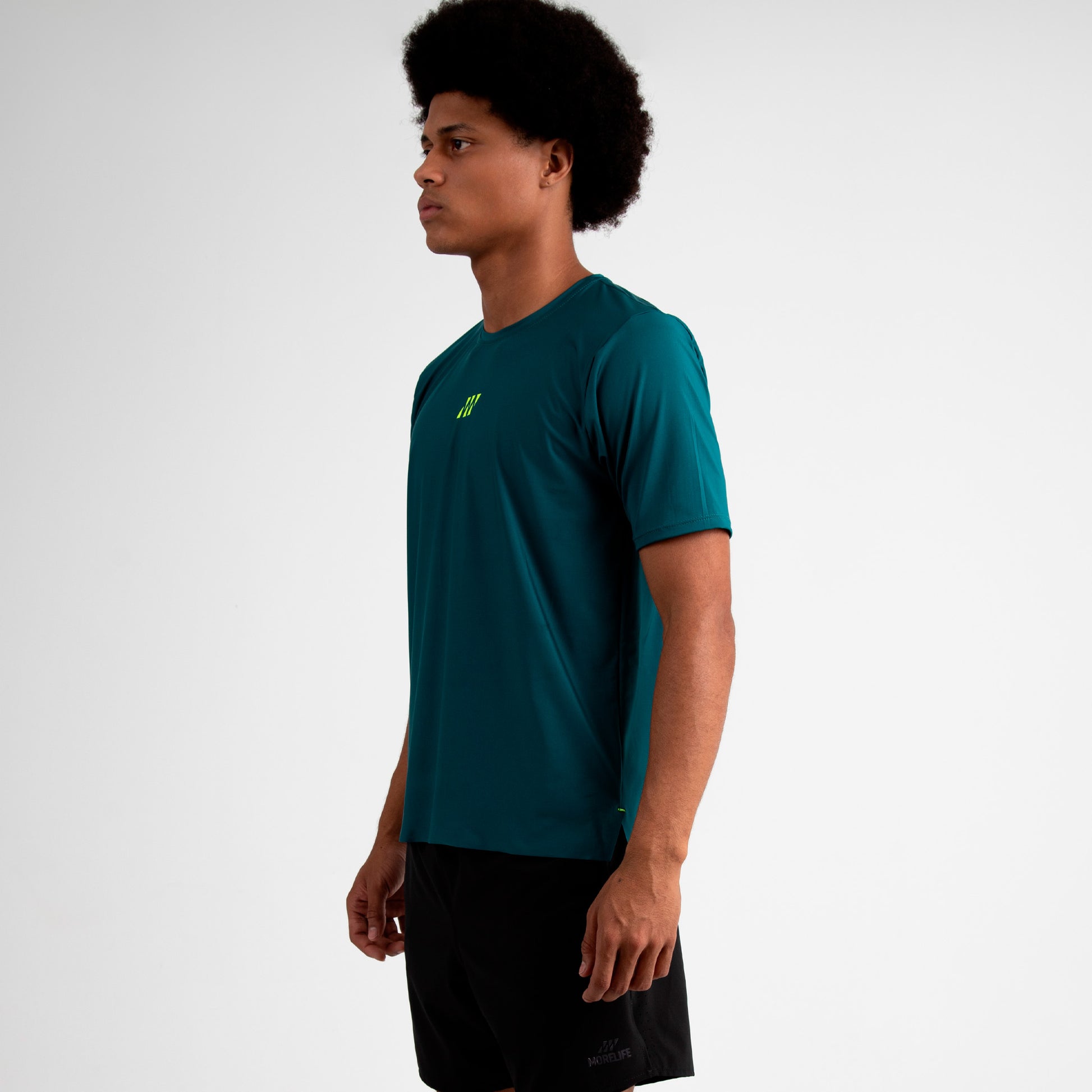 camiseta MC Aero Essentials verde