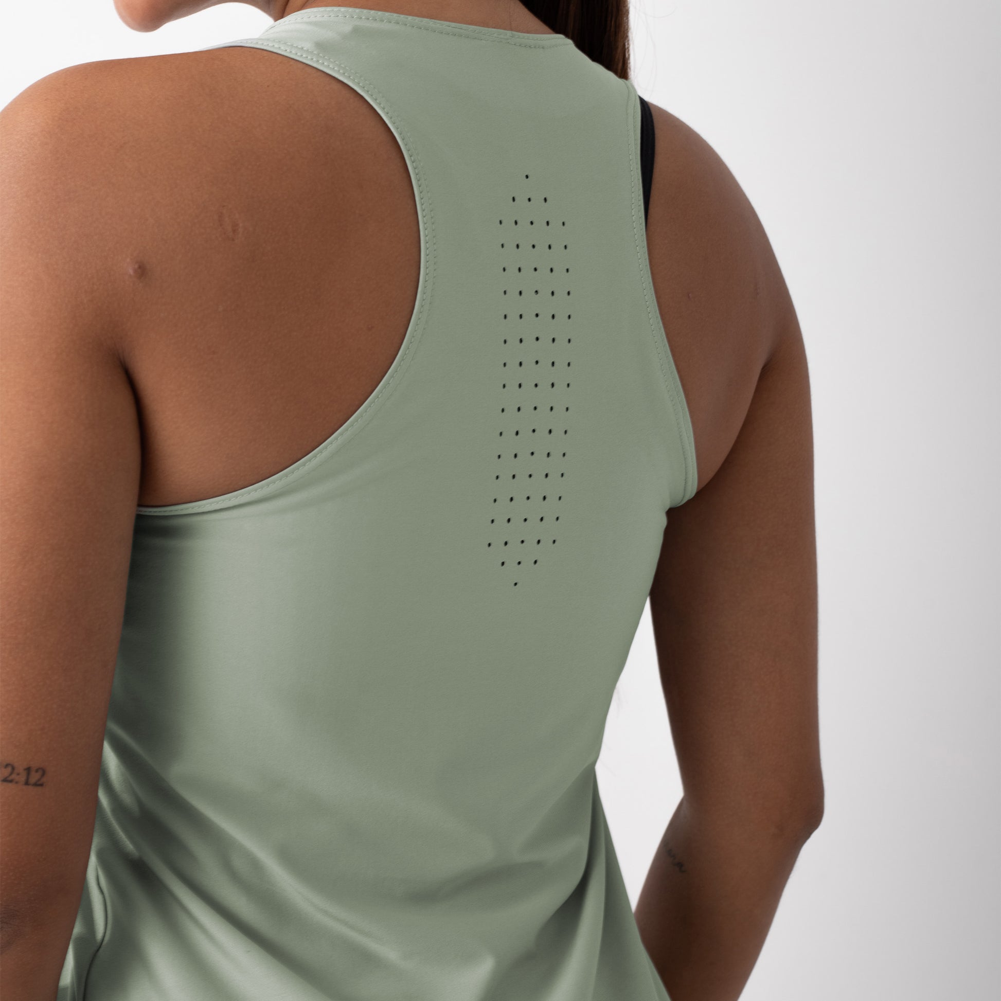 T-shirt tank aero oliva